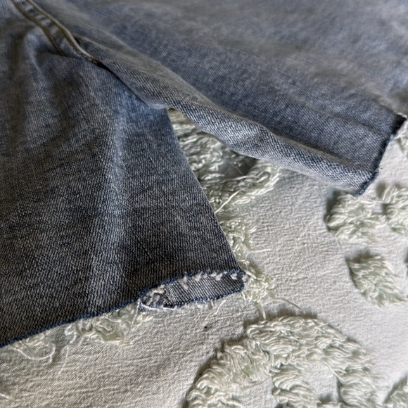 Boston Proper Shorts with embellishments (L5) - Picture 5 of 5